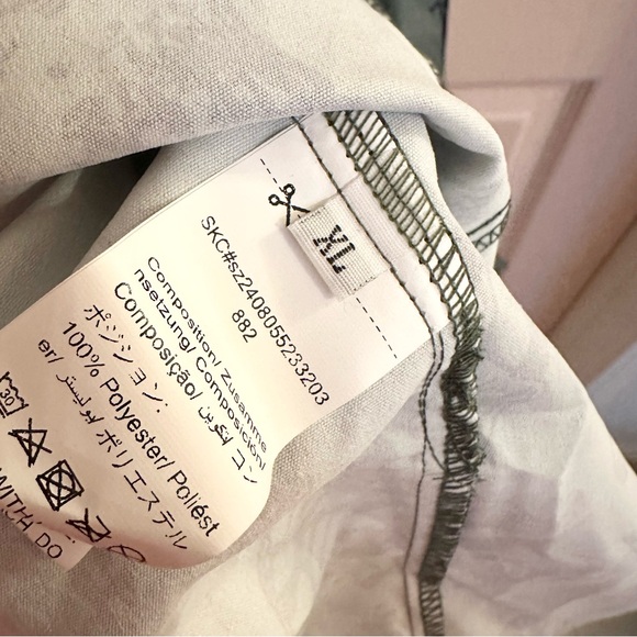 NWOT Green zip front mini dress - Picture 4 of 4